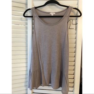 Gap distressed ruffle tank, size M